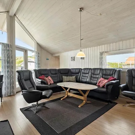 614-hvide-sande-rauhesvej-57 * Bjerregård